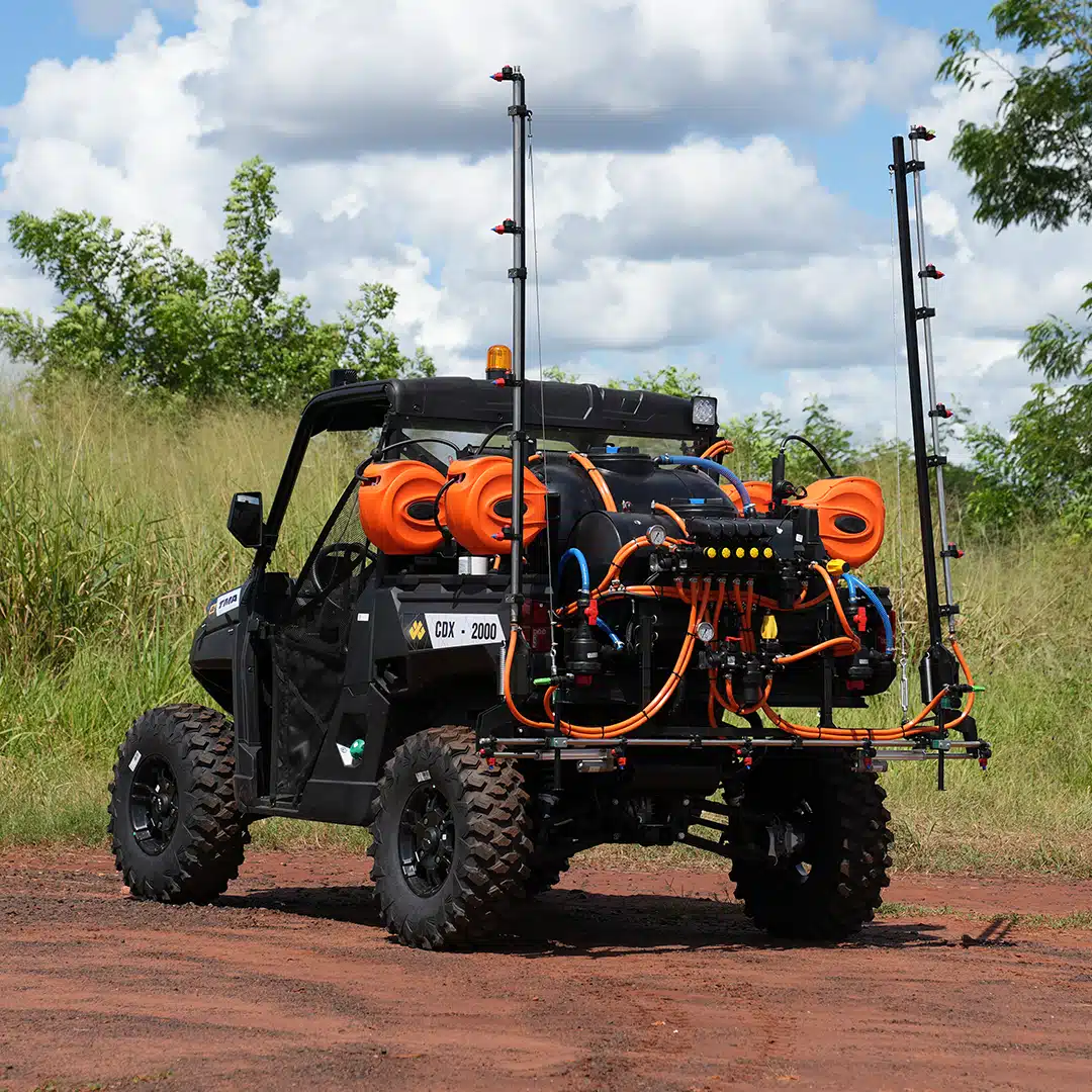 Pulverizador Agrícola CDX, o UTV agrícola com aplicador de defensivos agrícolas