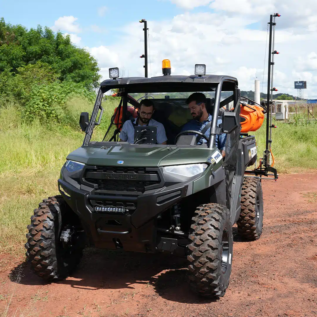 Pulverizador Agrícola CDX, o UTV agrícola com aplicador de defensivos agrícolas