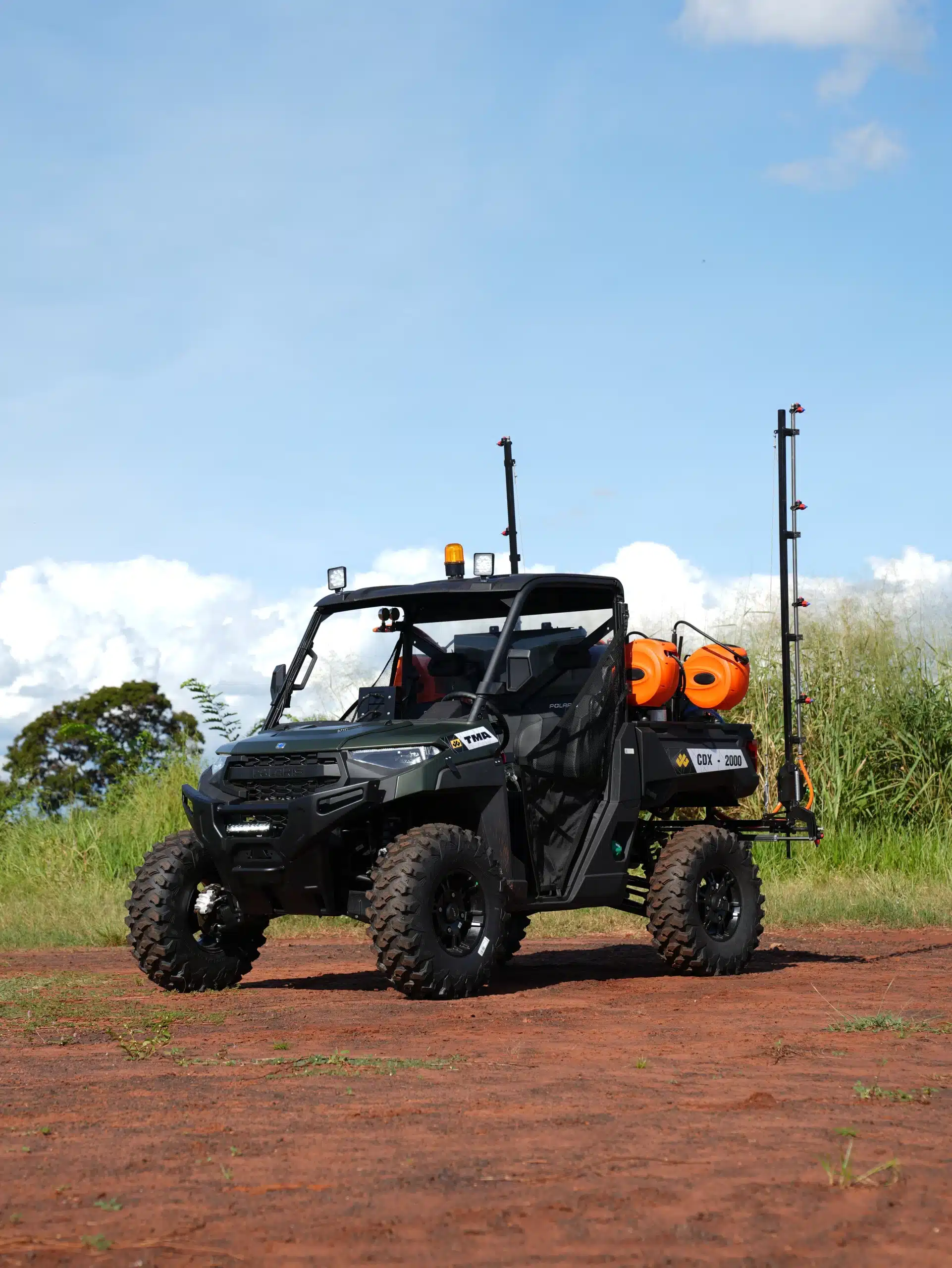 Pulverizador Agrícola CDX, o UTV agrícola com aplicador de defensivos agrícolas
